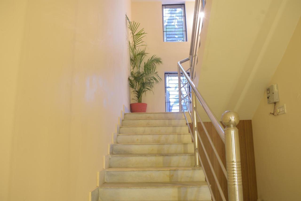 The Greenstar Inn Premium Bhubaneswar Exterior foto